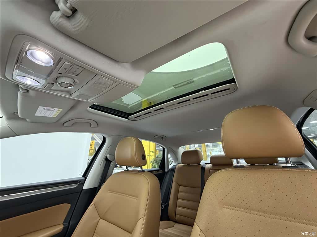 Volkswagen Passat, 2016 13