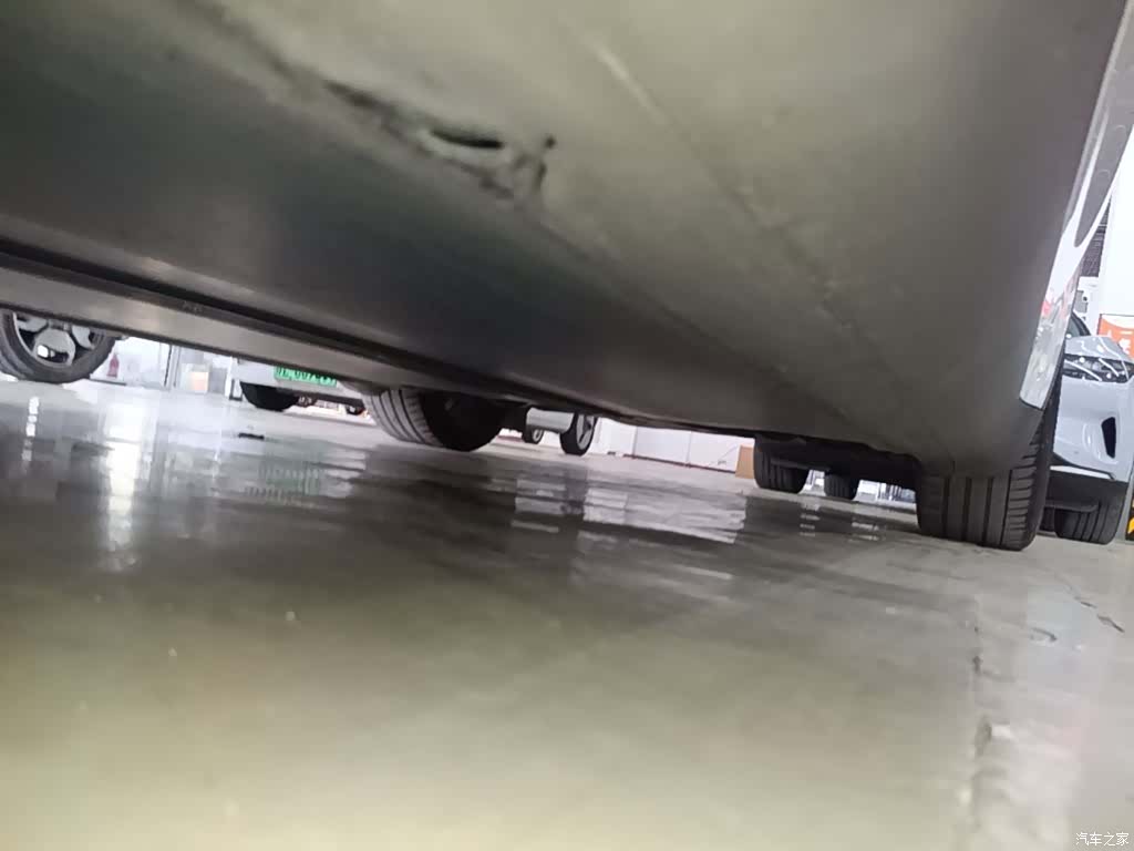 Tesla Model Y, 2023 22