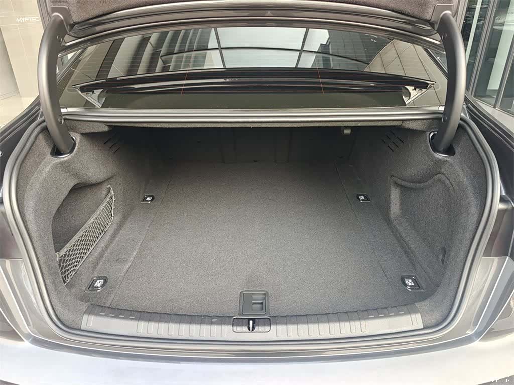 Audi A6L, 2024 9