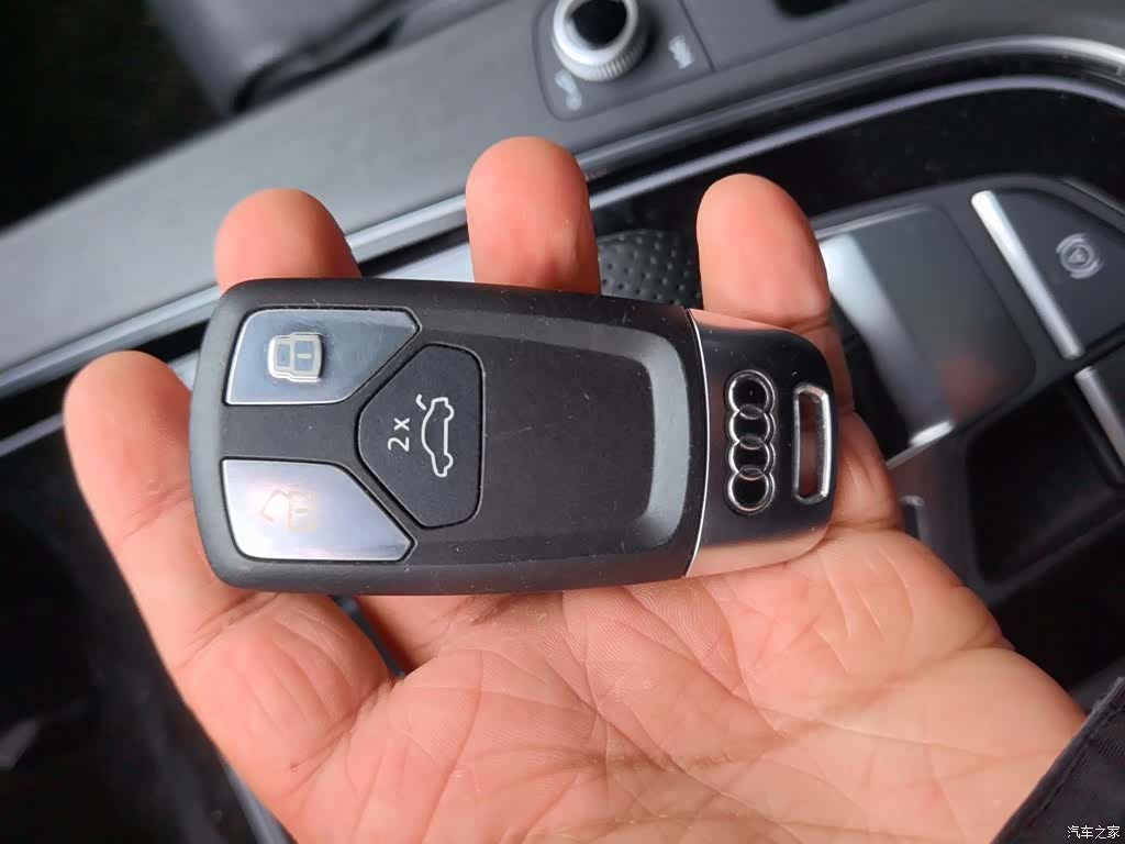 Audi A4L, 2024 18
