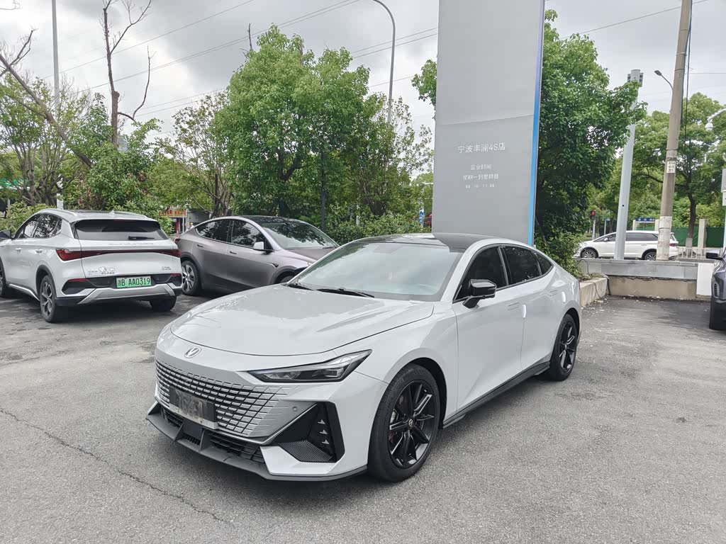 Changan UNI-V