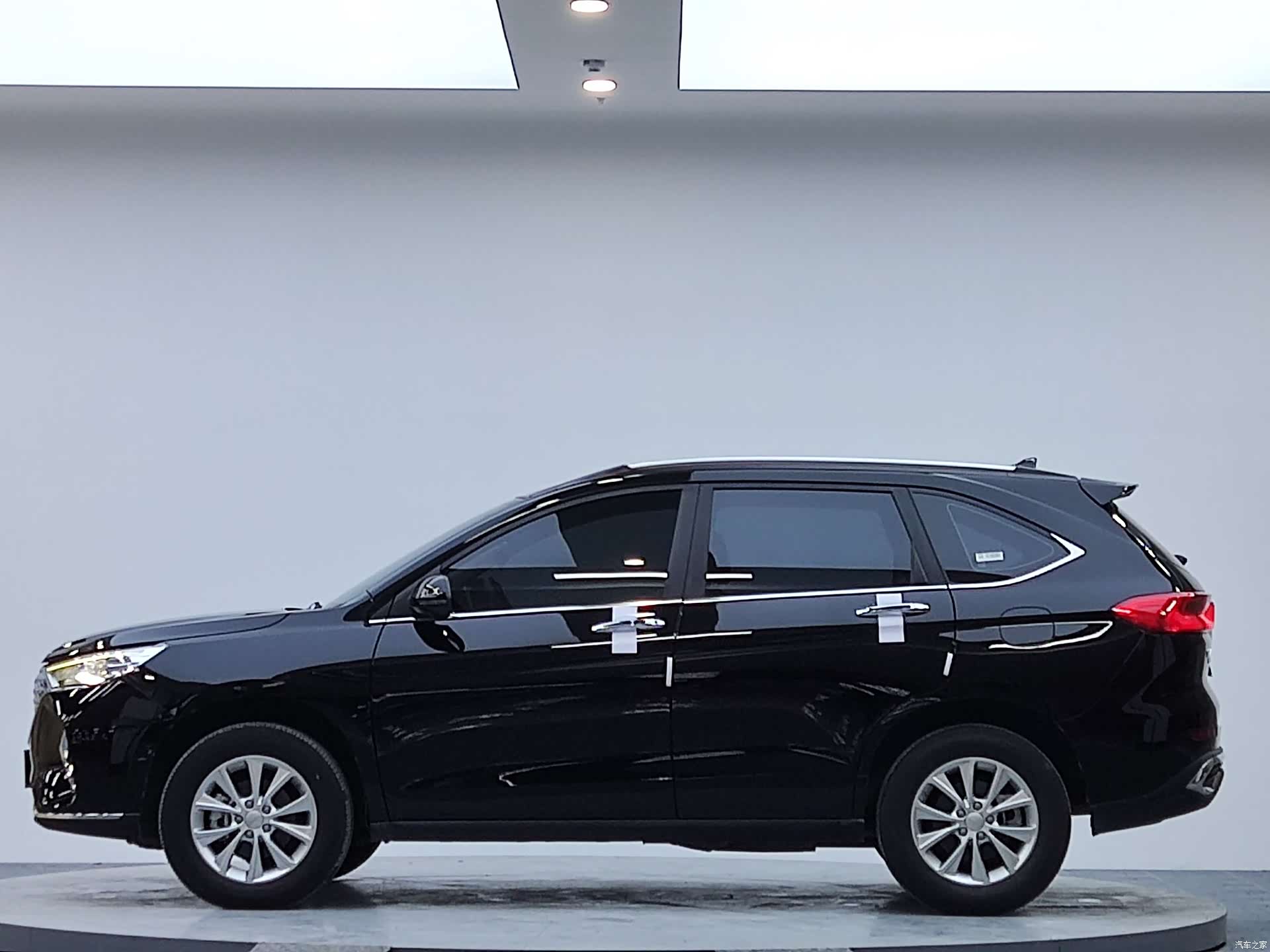 Haval M6, 2023 все фото