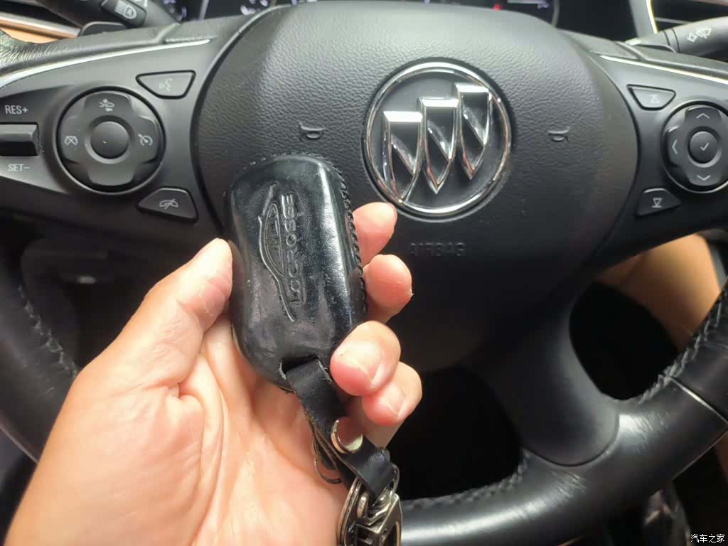 Buick LaCrosse, 2017 12