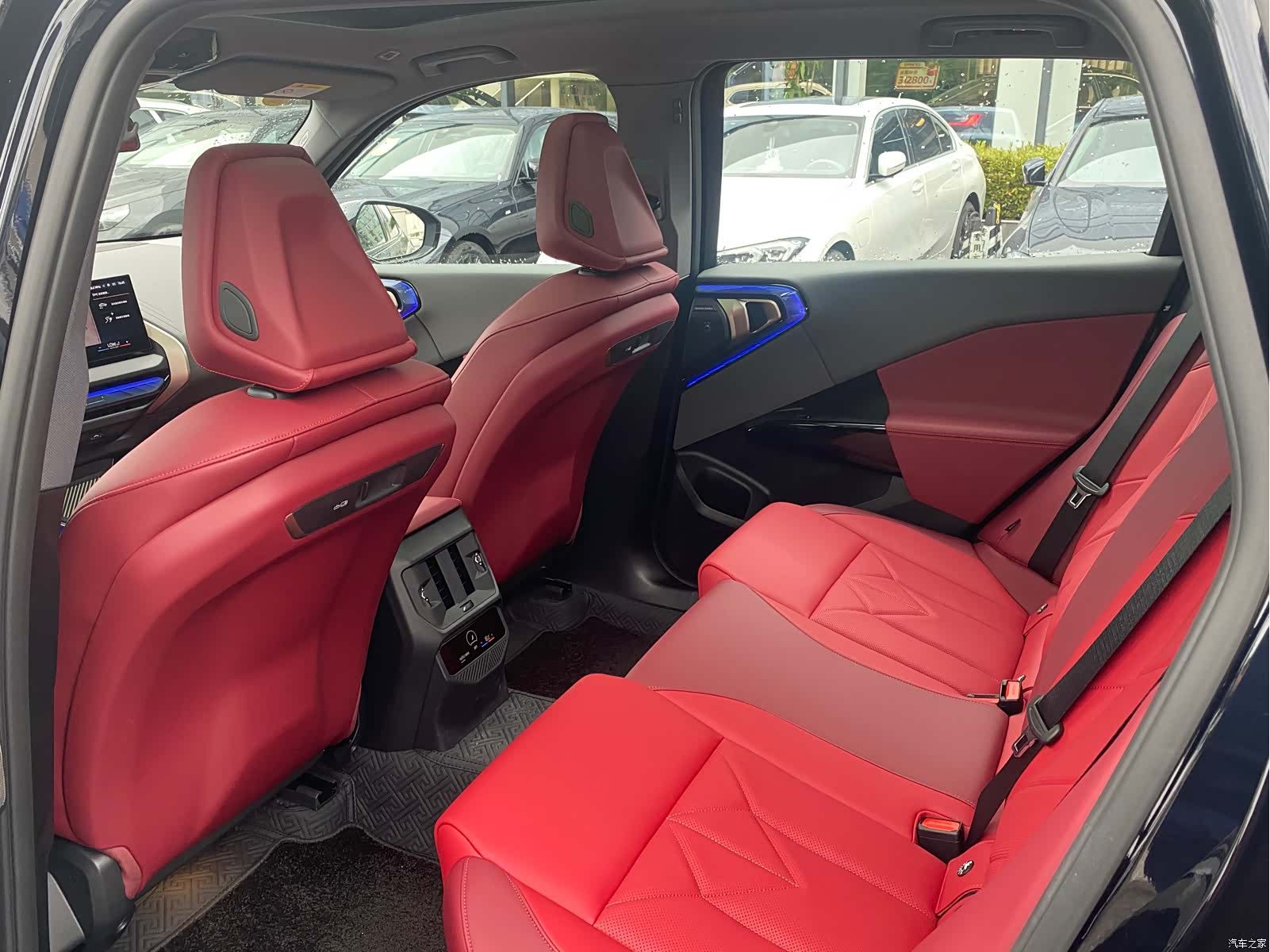 BMW X3, 2026 7