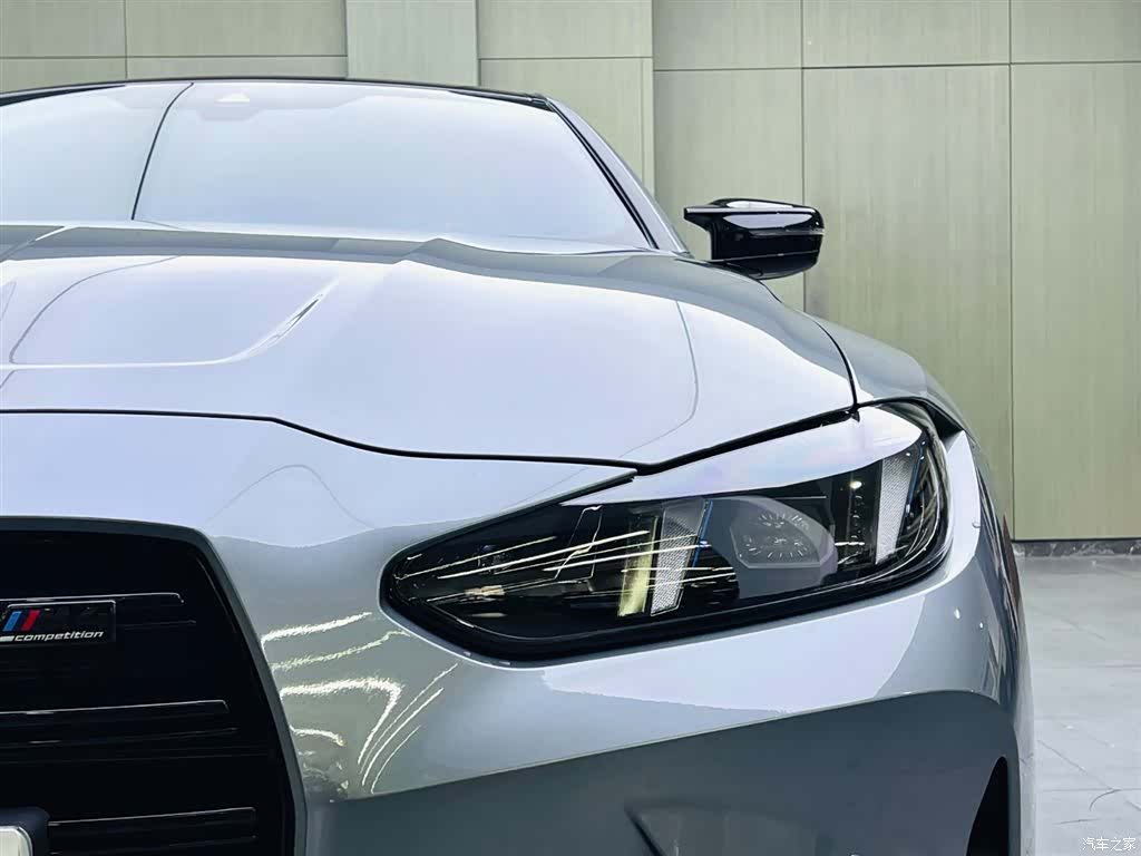 BMW M4, 2025 7