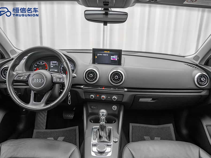 Audi A3 2019, фото 12