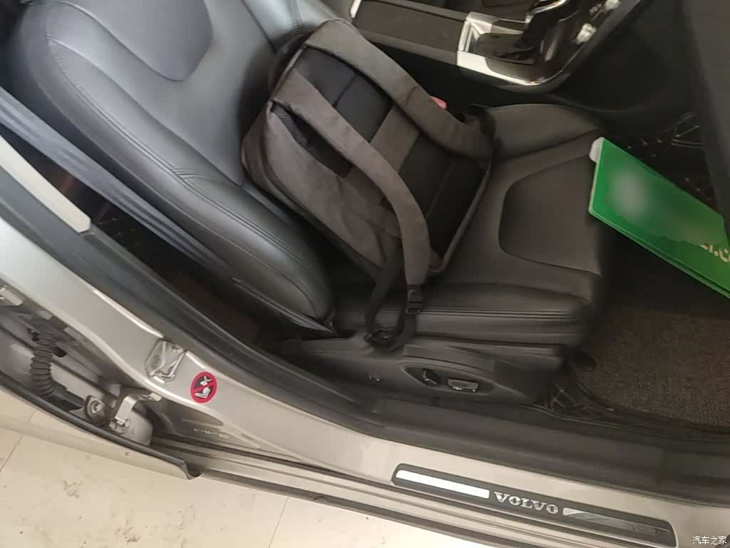 Volvo S60, 2015 25