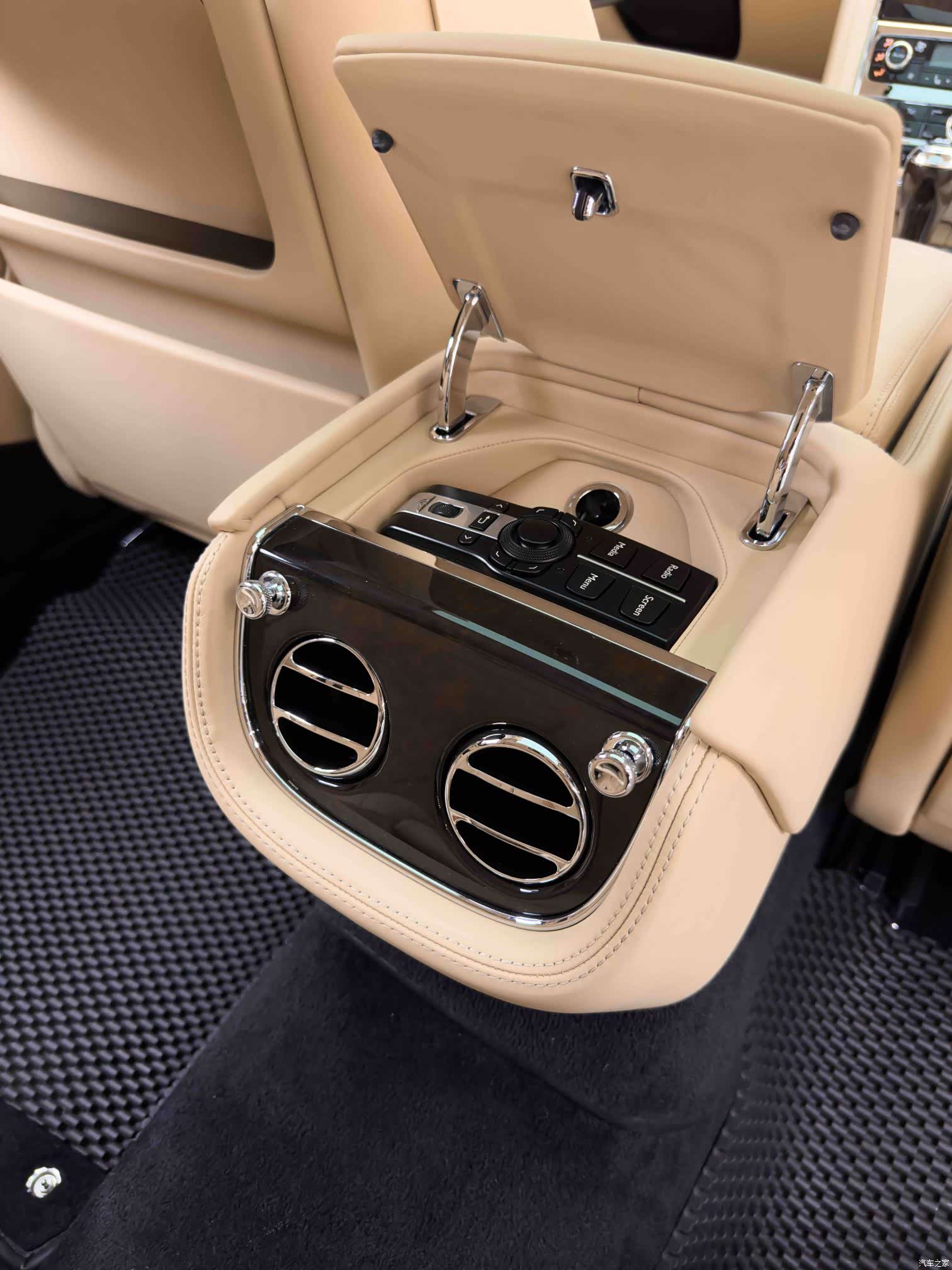 Bentley Mulsanne, 2014 31