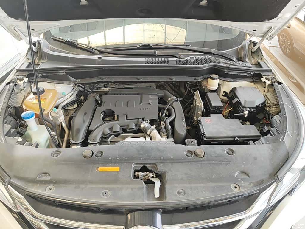 DongFeng AX7, 2018 20