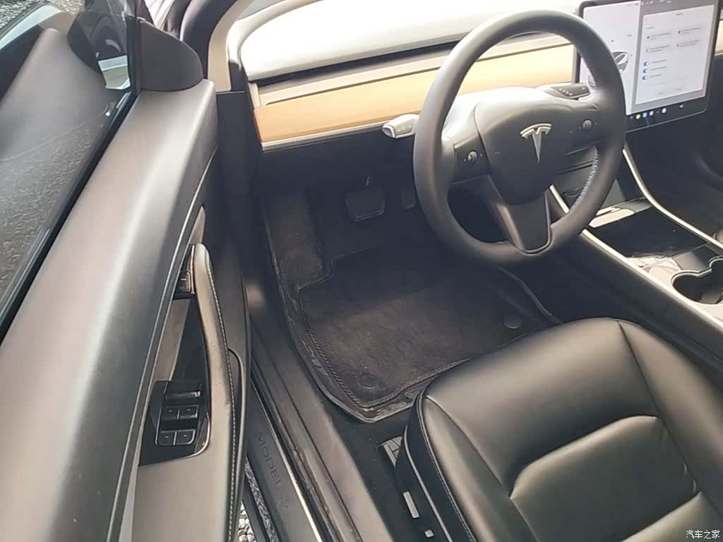 Tesla Model 3, 2020 16