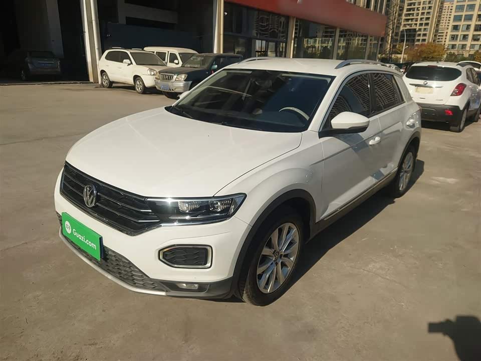 Volkswagen T-ROC exploring Songs