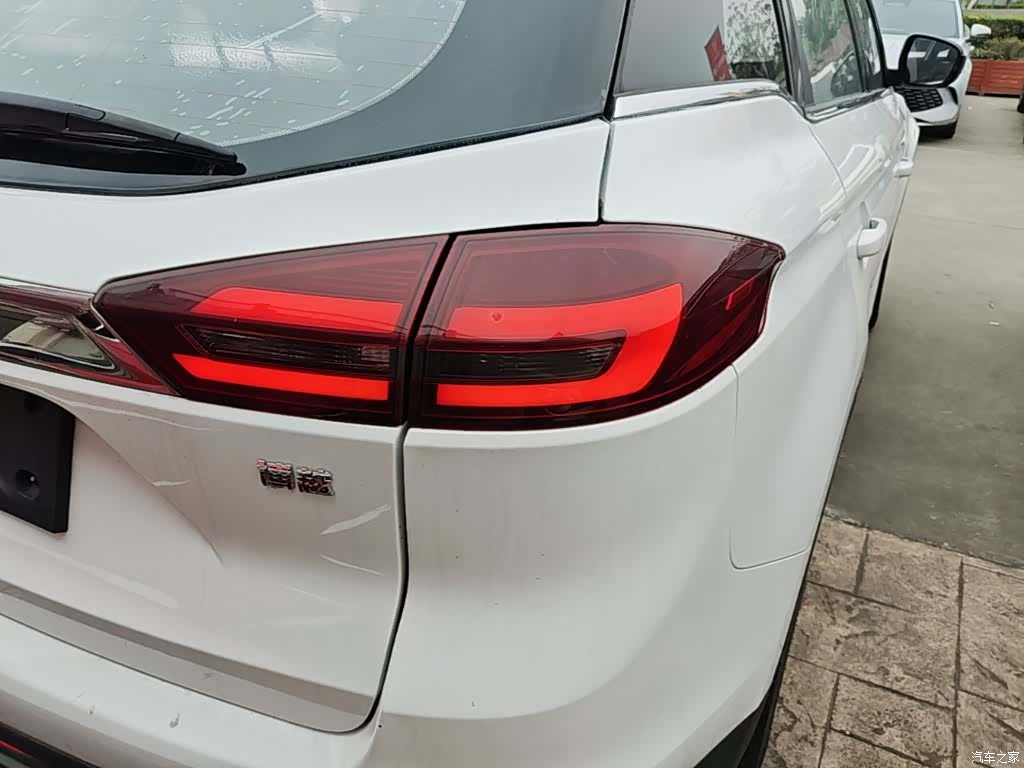 Geely Boyue, 2018 8
