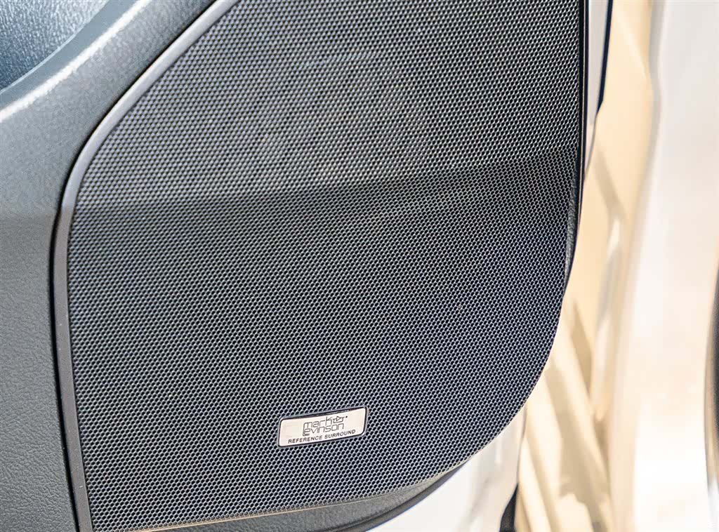 Lexus LX, 2022 16