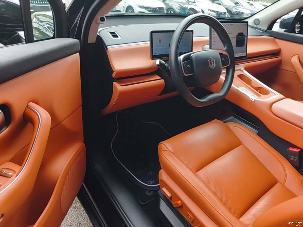 Leapmotor C16, 2025 11
