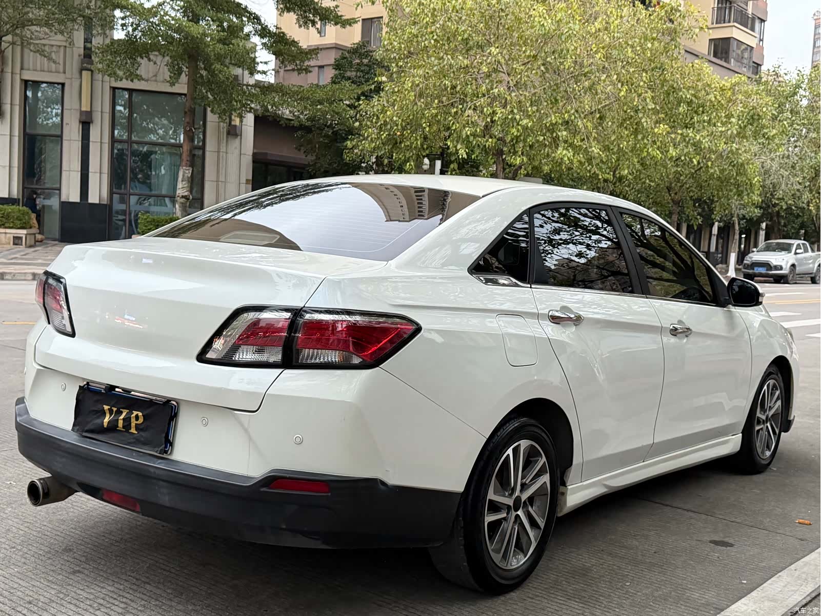 Nissan D60, 2018 6