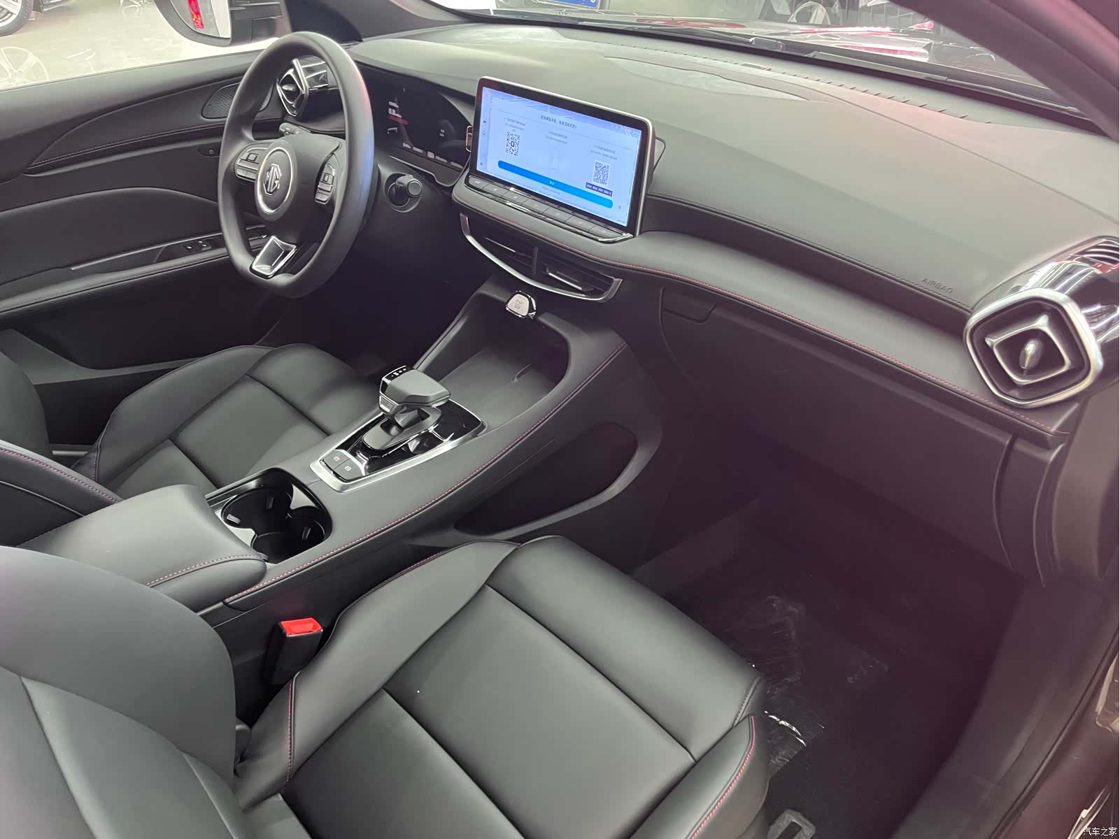 MG MG5, 2026 10