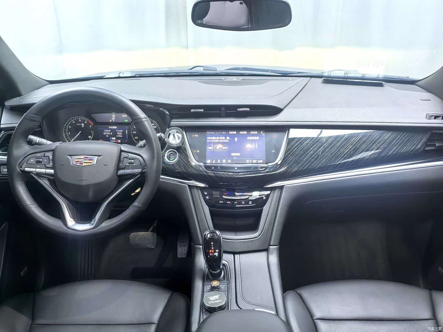 Cadillac XT6, 2021 все фото