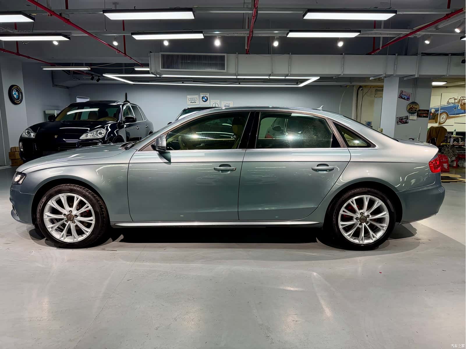 Audi A4L, 2010 4