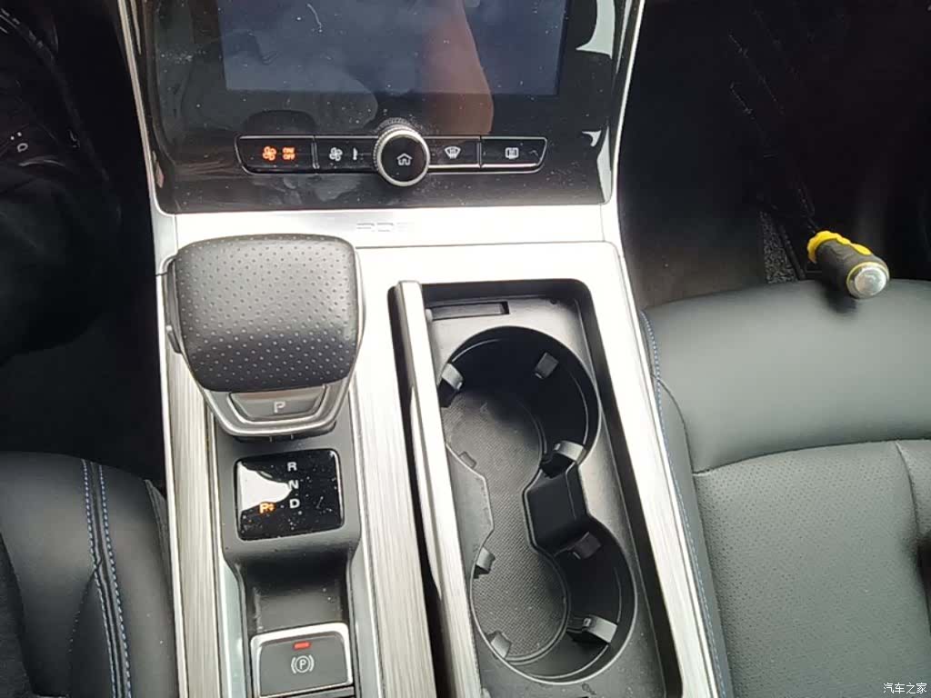 Roewe RX5, 2021 14