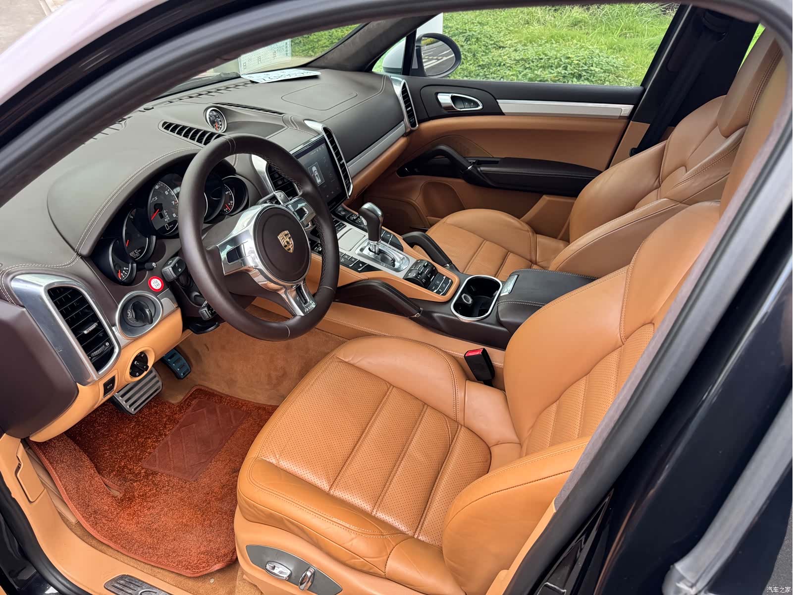Porsche Cayenne, 2013 8