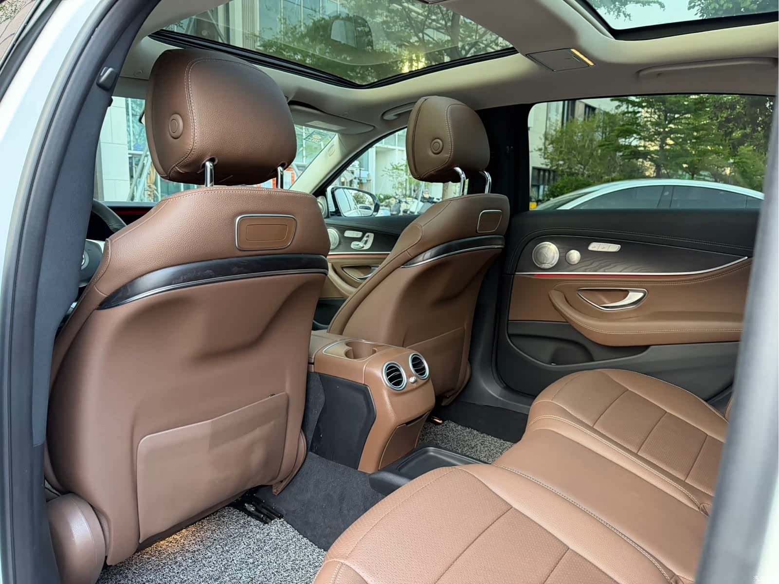 Mercedes-Benz E-Class, 2016 16