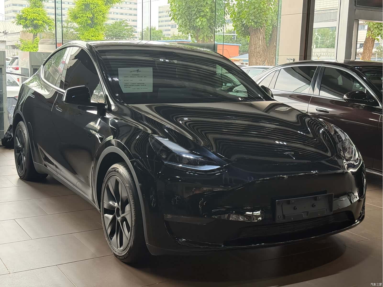 Tesla Model Y, 2024 3