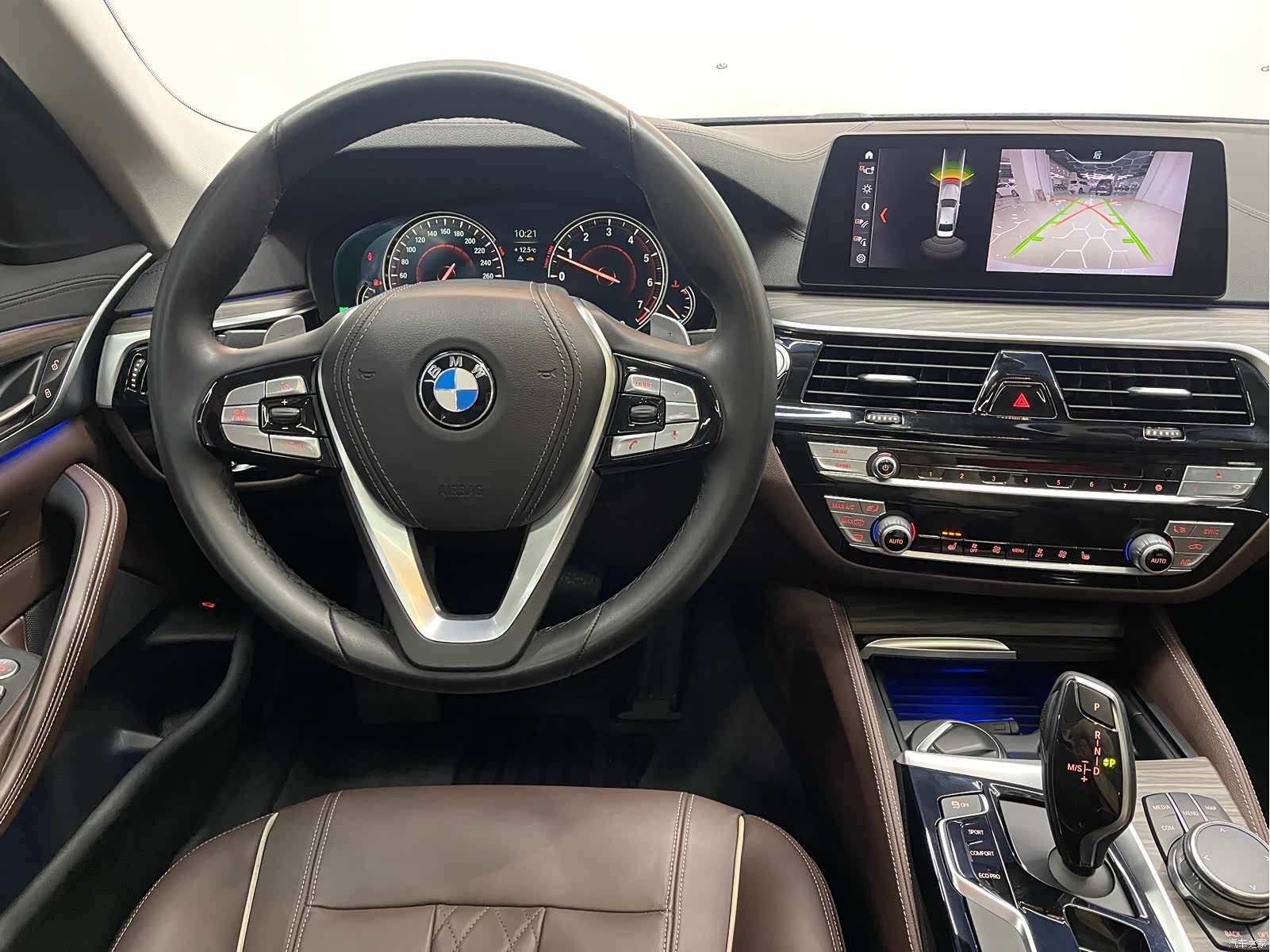 BMW 5 Series, 2018 все фото
