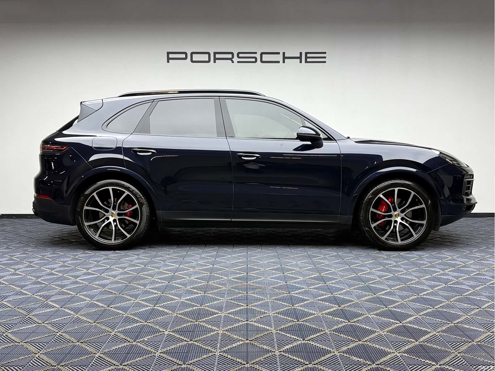 Porsche Cayenne, 2023 11