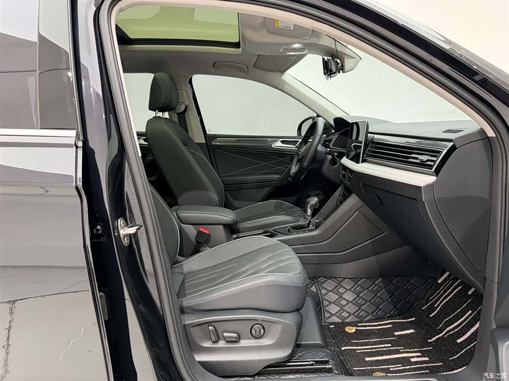 Volkswagen Tiguan L, 2024 19