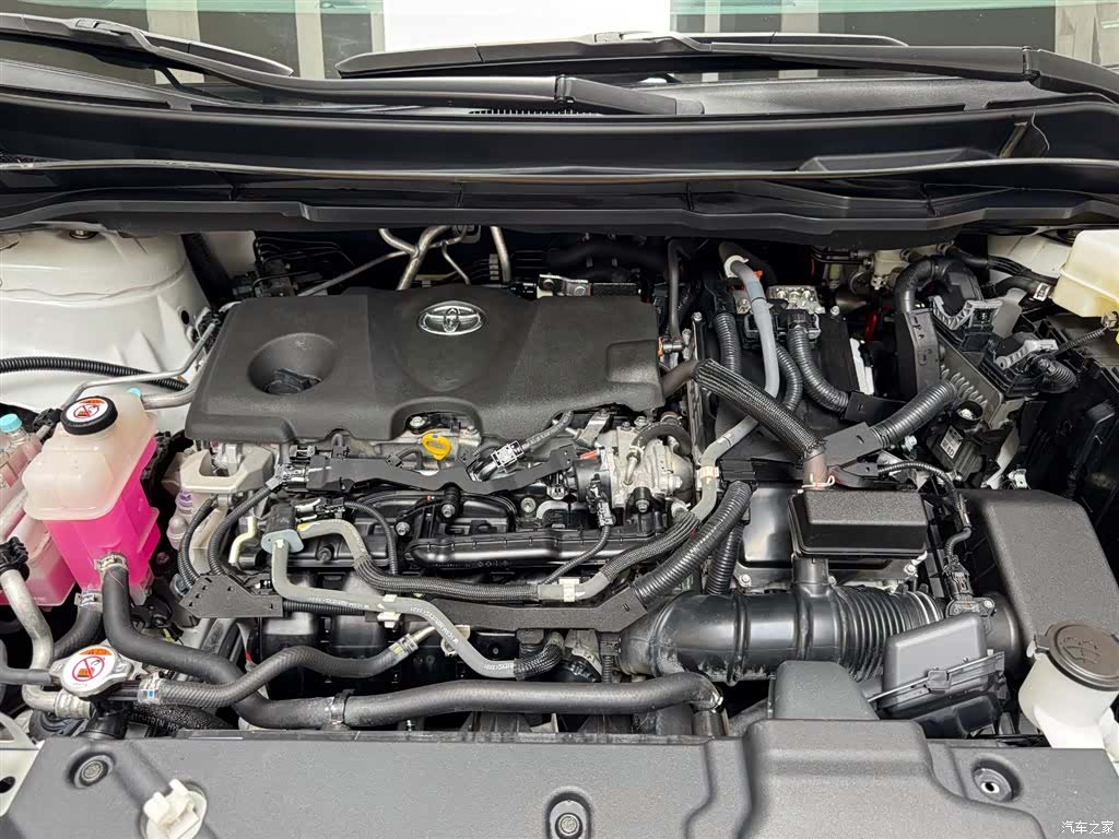 Toyota Granvia, 2023 7