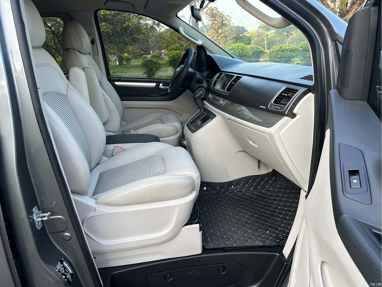 Maxus G10, 2019 13