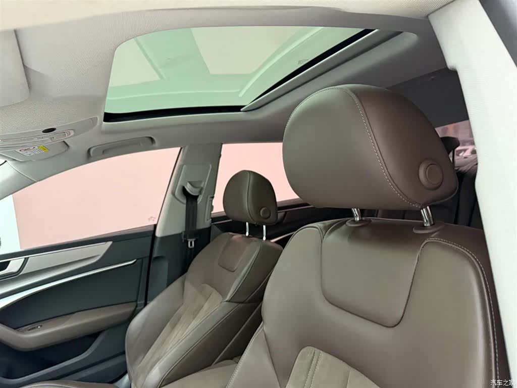 Audi A7L, 2023 16
