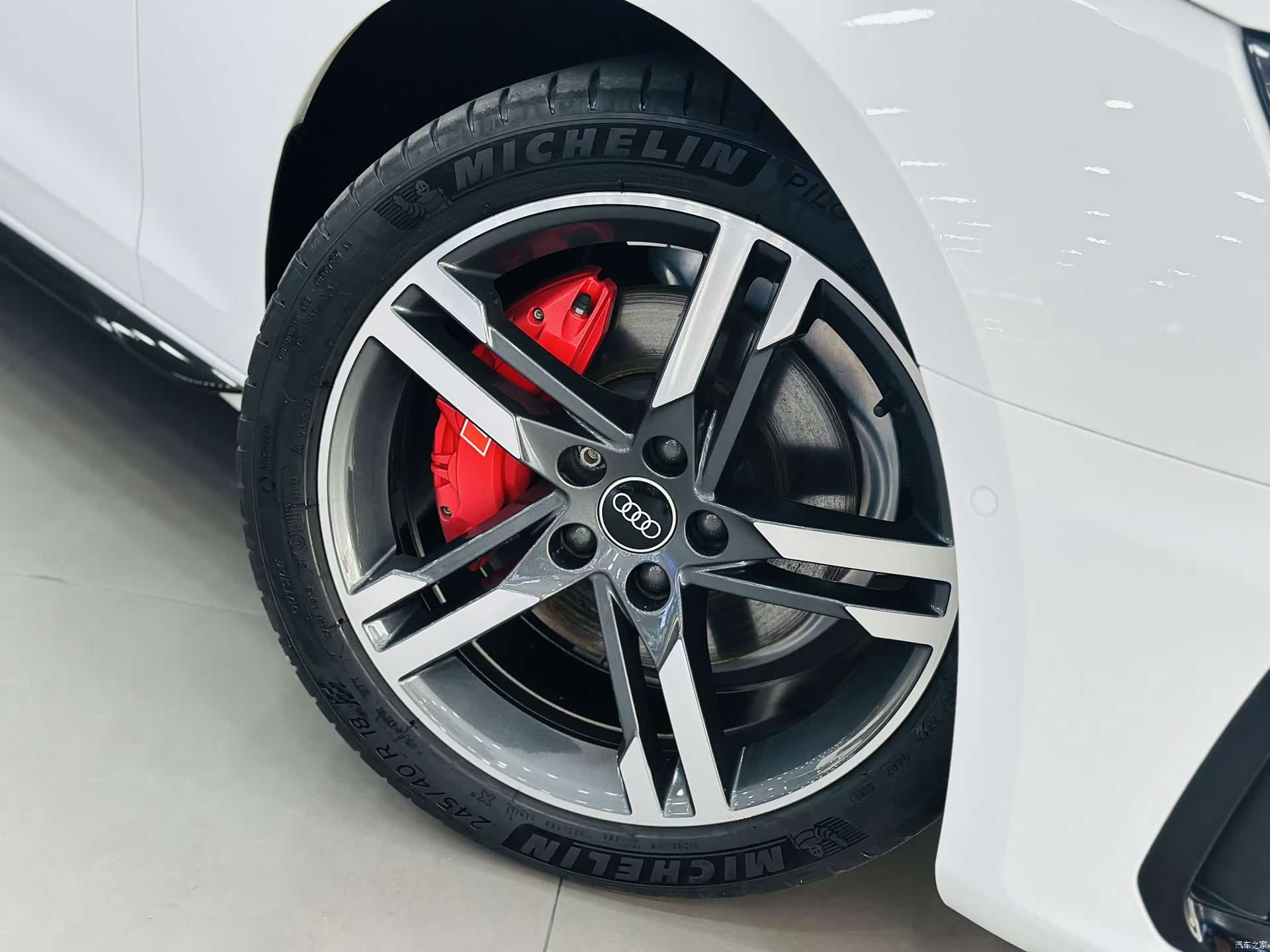 Audi A4L, 2022 11