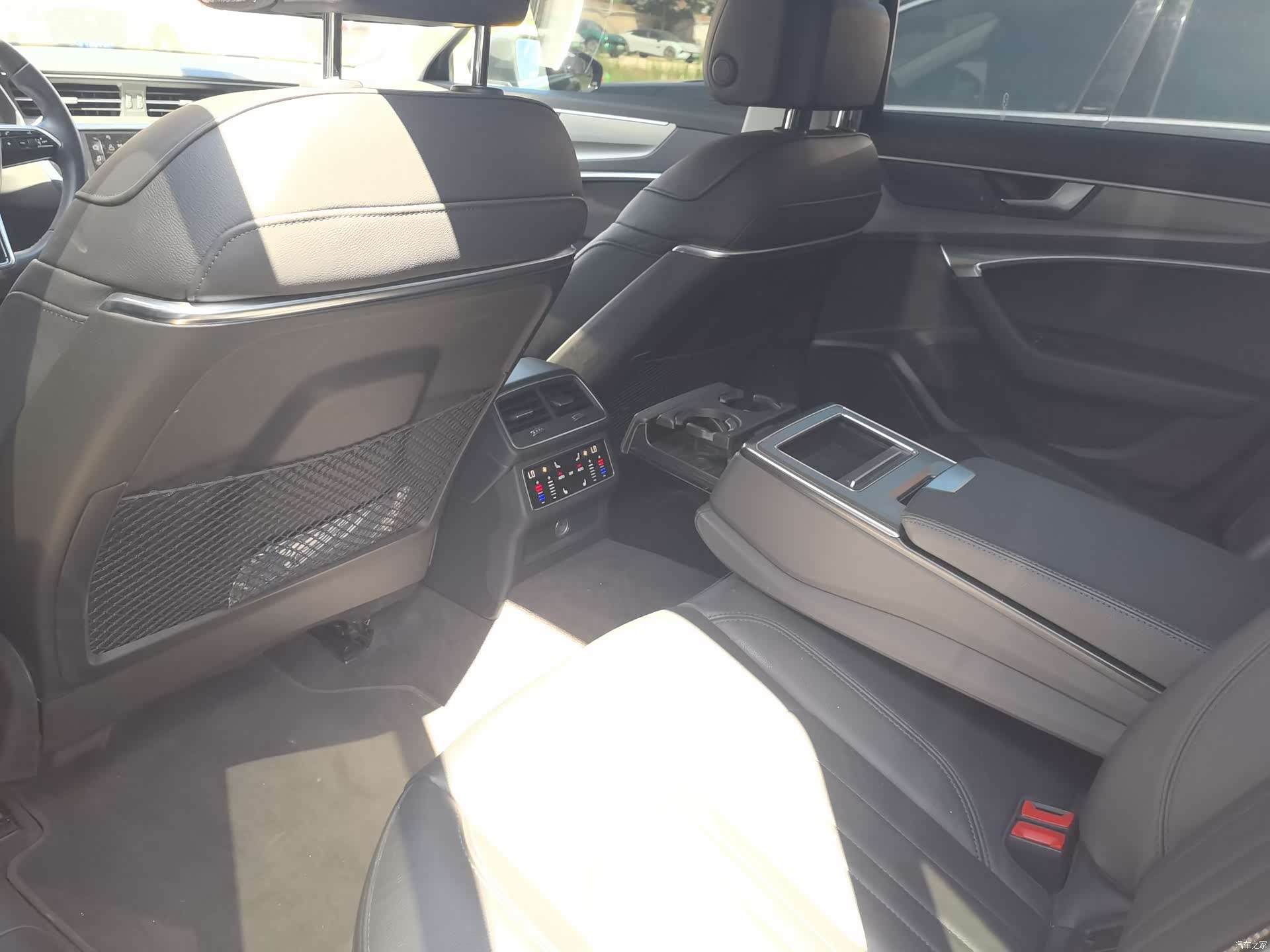 Audi A6L, 2021 8