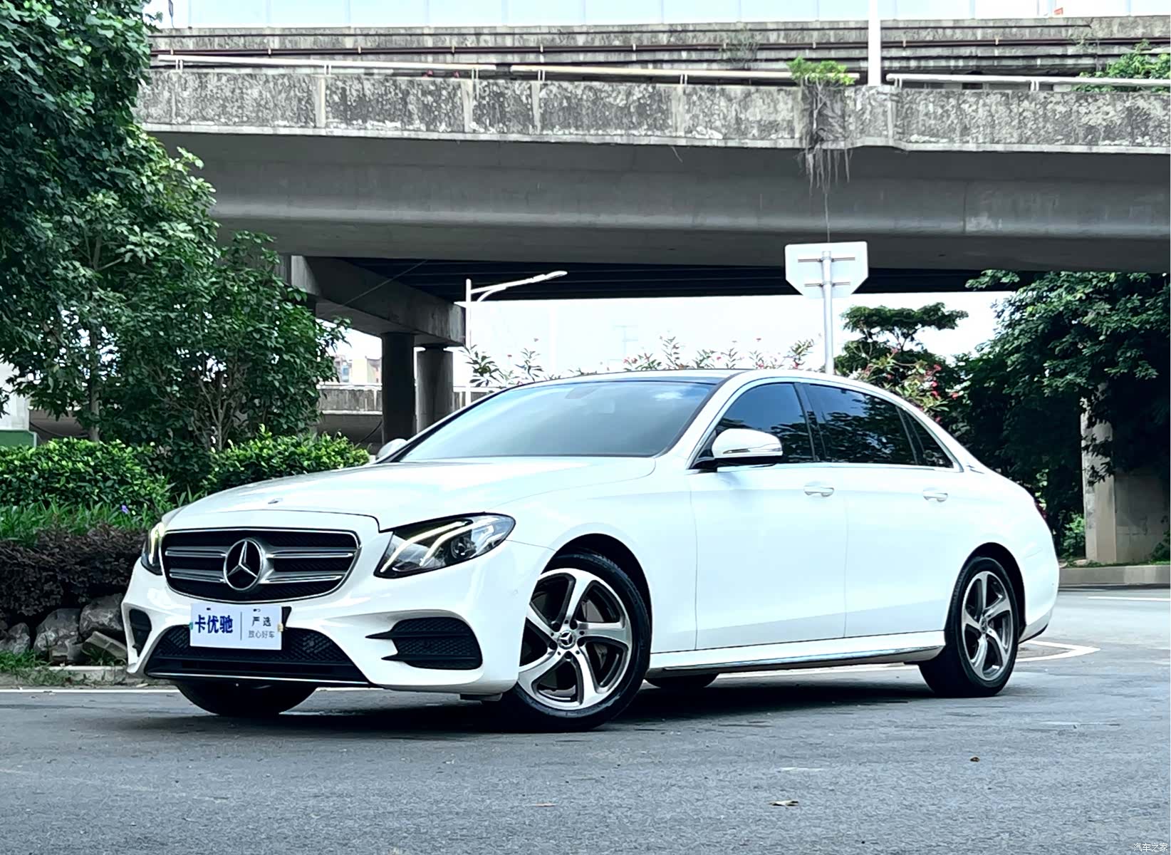 Mercedes-Benz E-Class, 2018 1