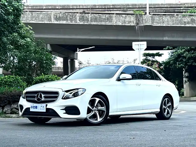 Mercedes-Benz E-Class 2018 — купить из Китая под заказ