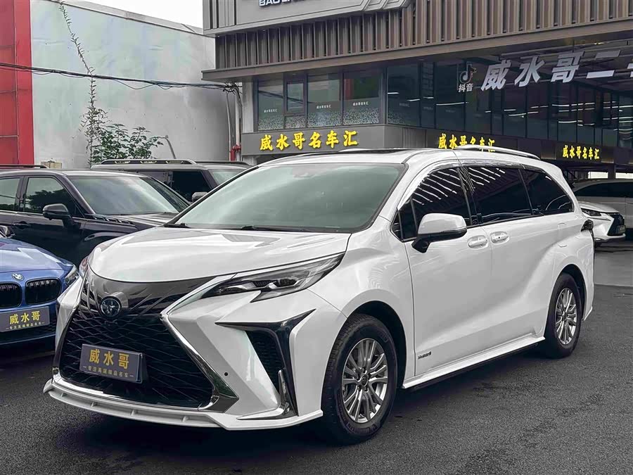 Toyota SIENNA 2022, фото 1