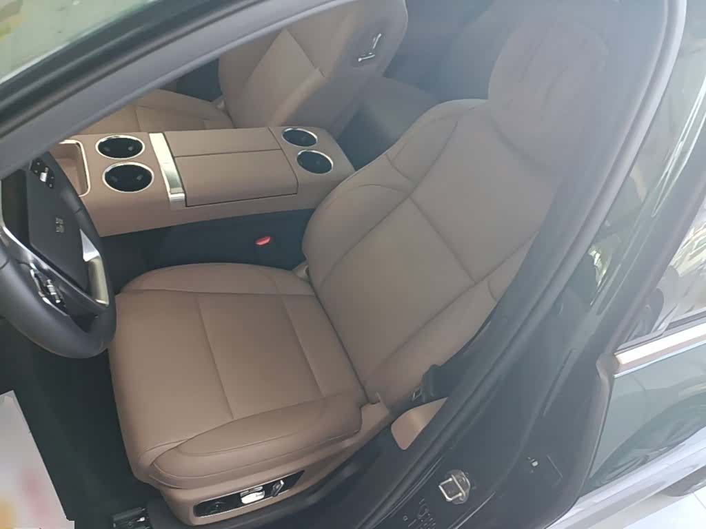 Li Auto L9, 2025 15
