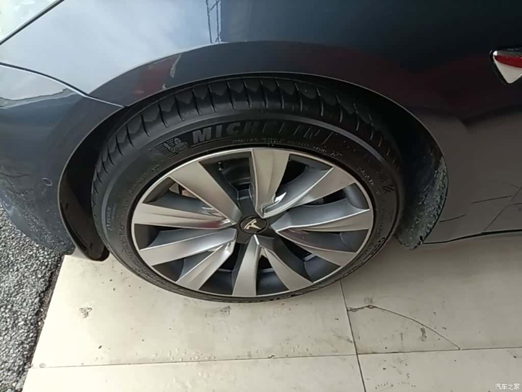 Tesla Model 3, 2021 23