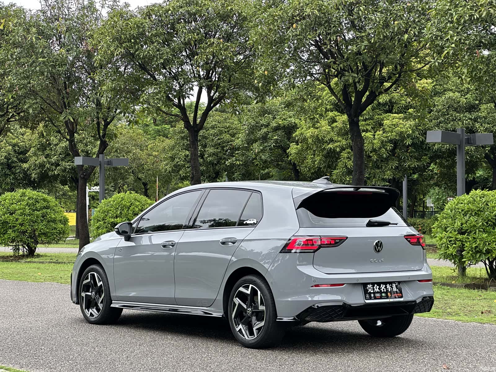 Volkswagen Golf, 2025 9
