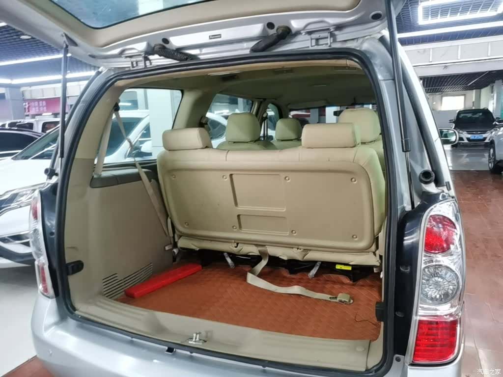 Buick GL8, 2016 19