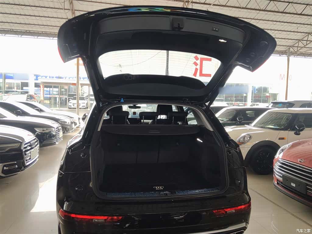 Audi Q5L, 2022 9