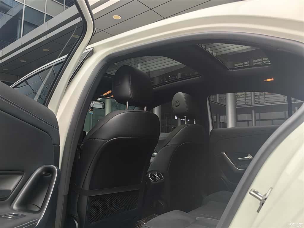Mercedes-Benz A-Class, 2021 16