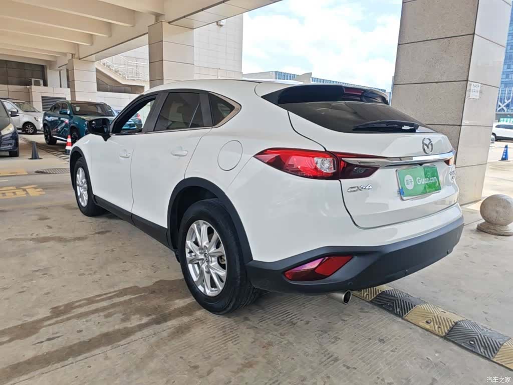 Mazda CX-4, 2019 все фото