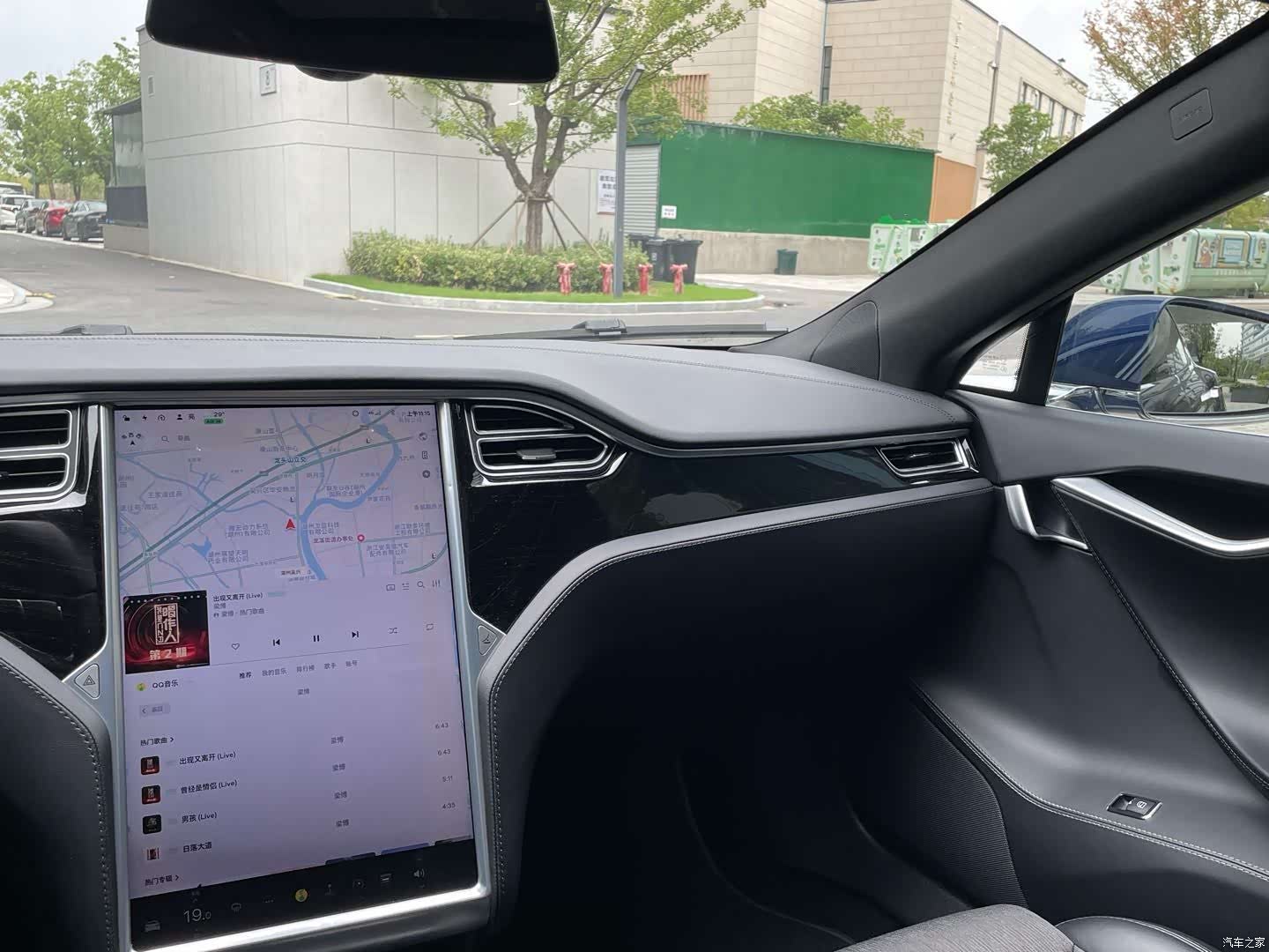 Tesla Model S, 2017 15