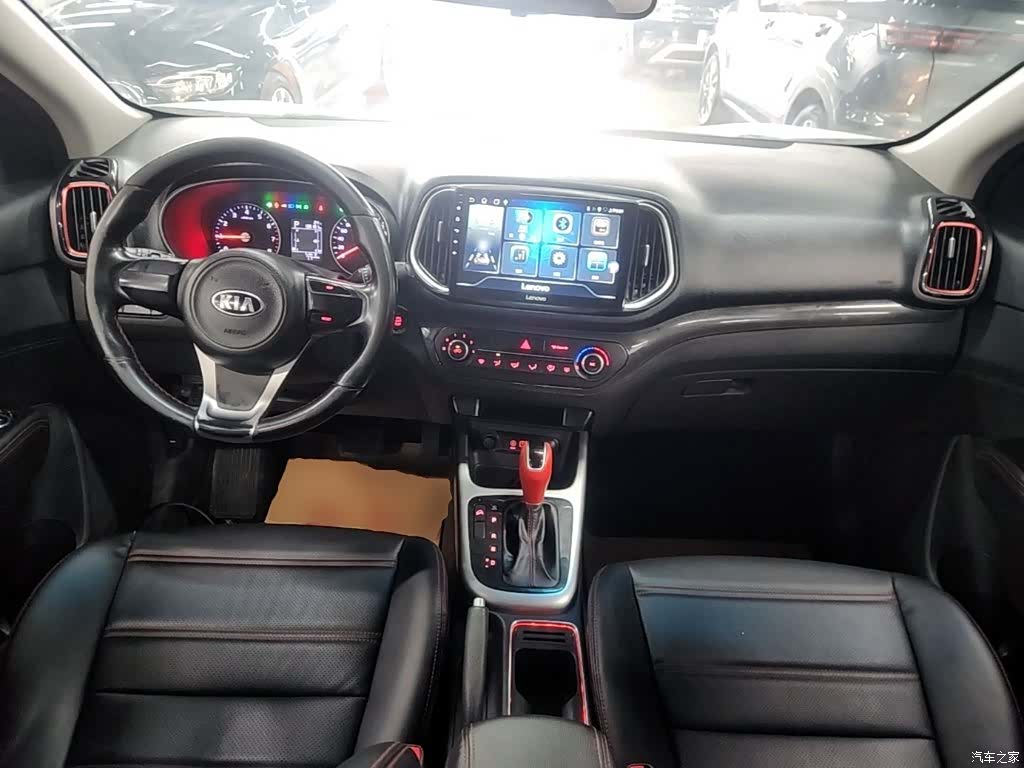 Kia KX3, 2015 10