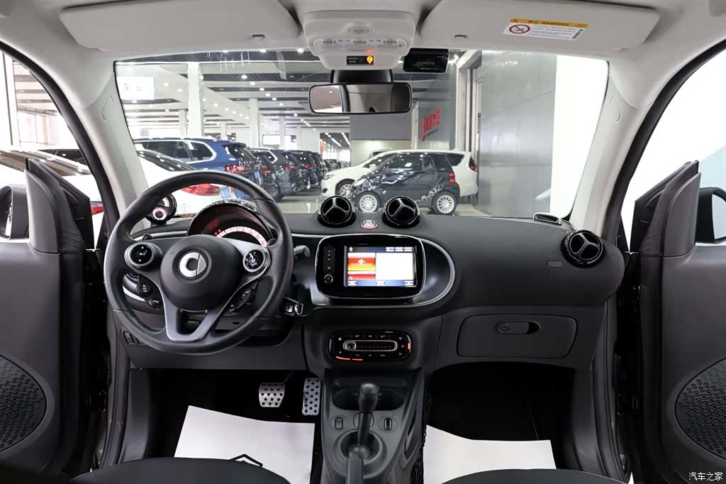 Smart Fortwo, 2018 9