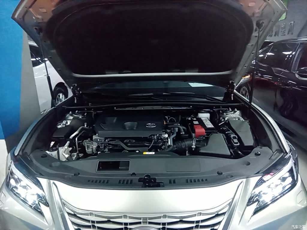Lexus ES, 2025 20