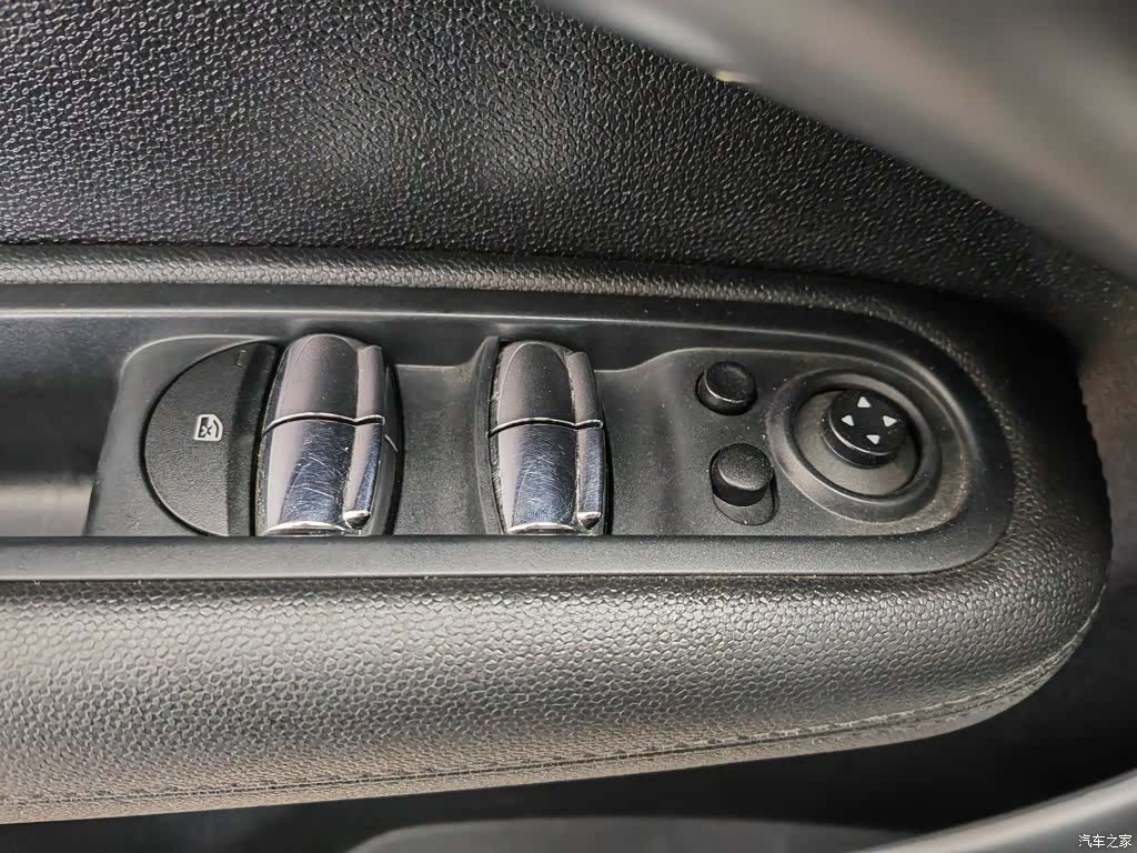 Mini Countryman, 2015 9