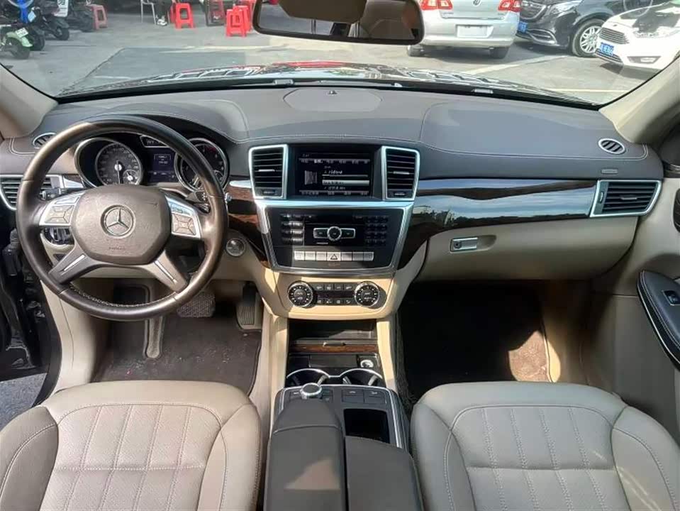 Mercedes-Benz GL grade
